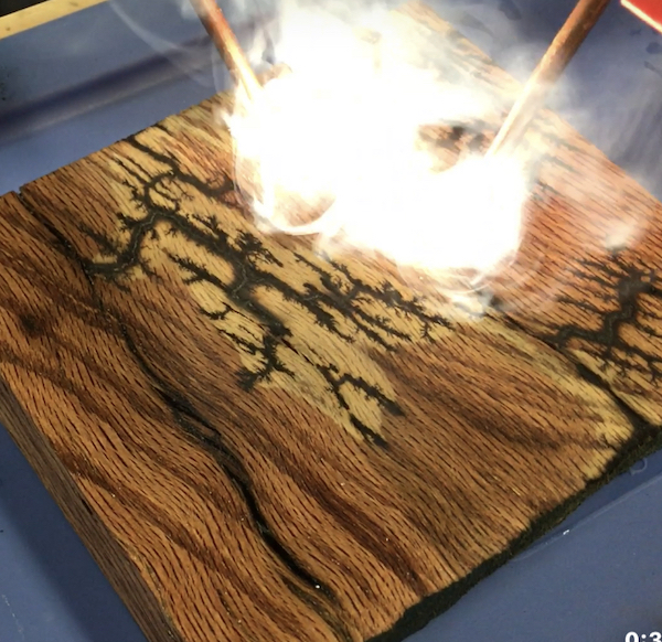Lichtenberg burn pattern wood texture